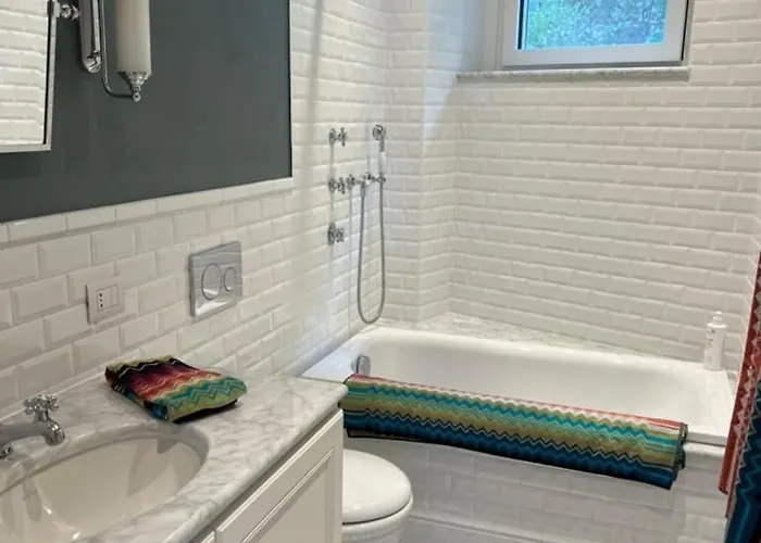 Luxury In In A 5 Bed Front בית נופש ואלמדררה