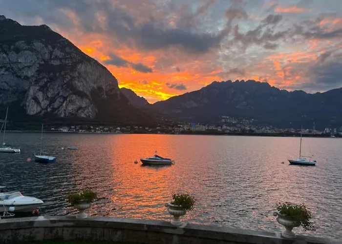 Luxury In In A 5 Bed Front ואלמדררה