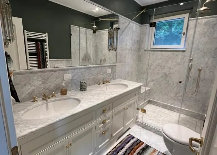 Ferienhaus Luxury In In A 5 Bed Front *