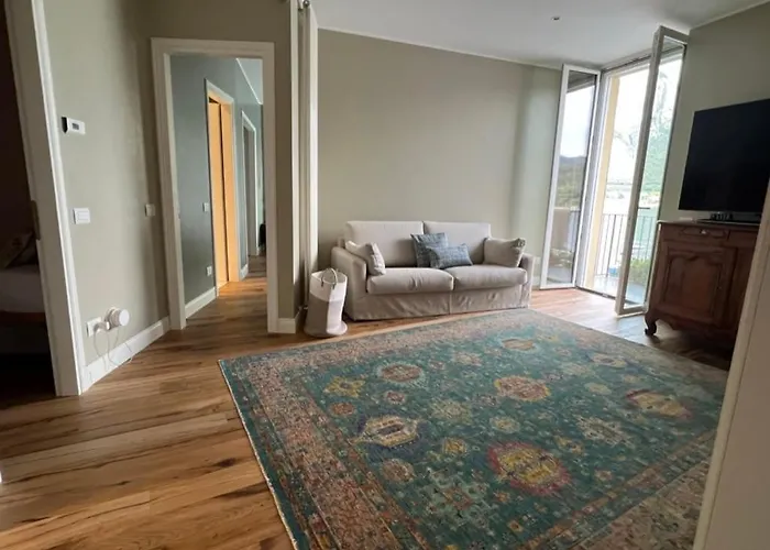 Luxury In In A 5 Bed Front