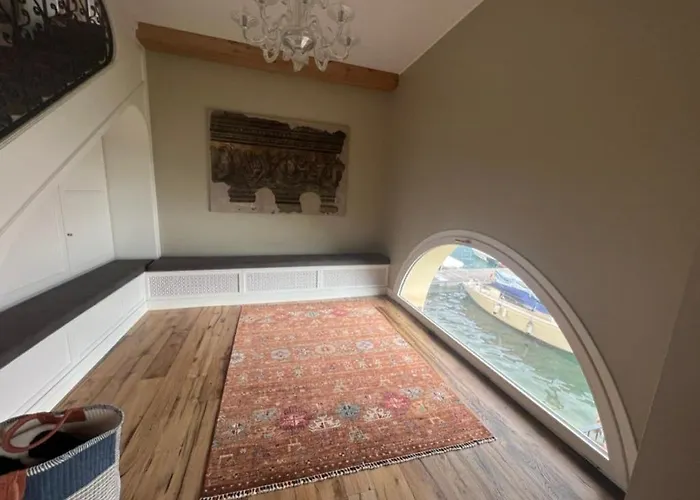 Semesterbostad Luxury In In A 5 Bed Front *